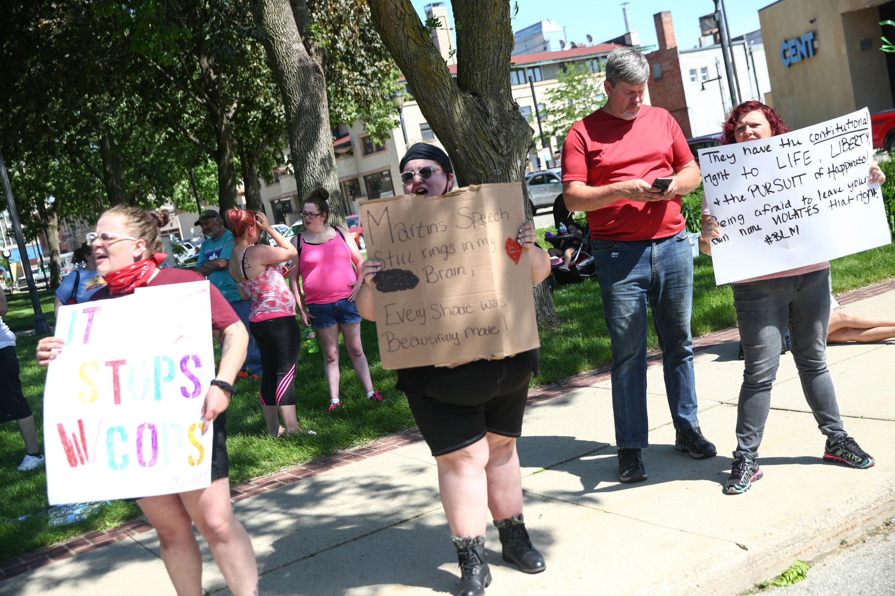 #BlackLivesMatter protest Mason City June 1 (41).jpg